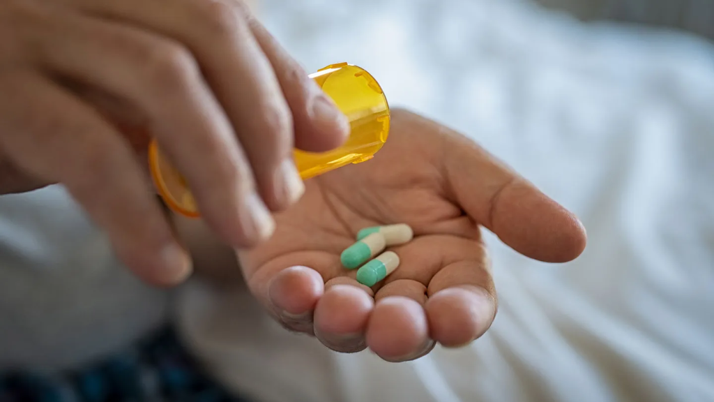Comparing OTC vs Prescription Anxiety Medications in the UK